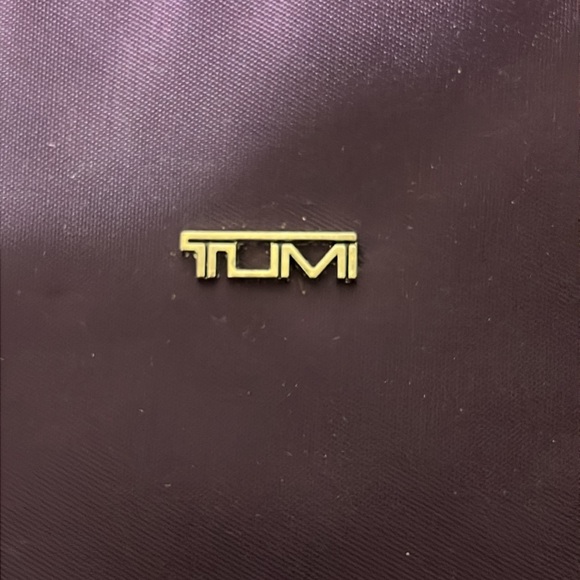 TUMI Bundle of 2 (1st Class Amenity Bags) Gray & Purple - Picture 12 of 13